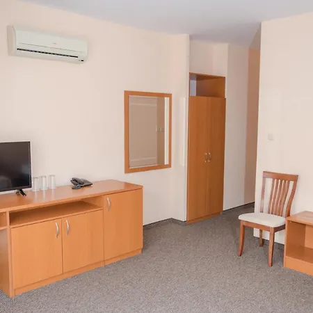 Hotel Hotel Eva Rawda