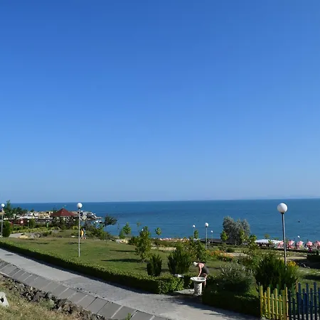 ホテル Hotel Eva 2*