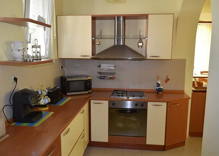 מלון Hotel Eva רבדה