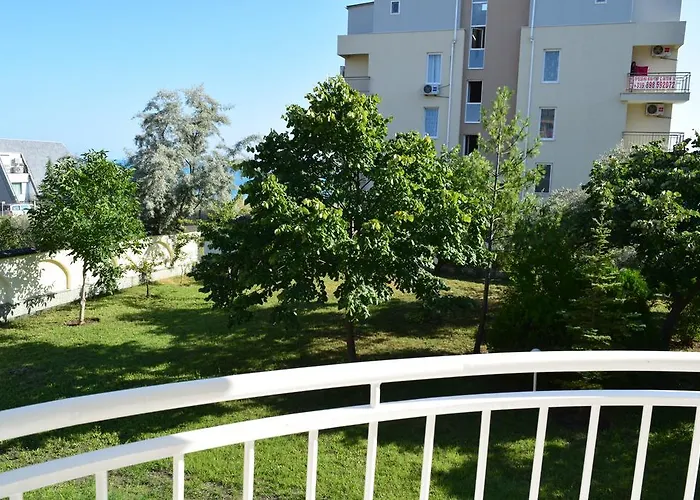 מלון Hotel Eva רבדה