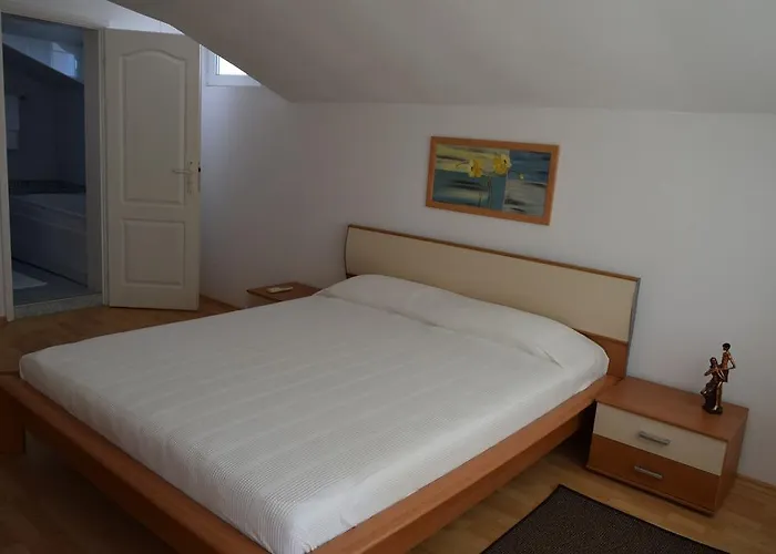 מלון Hotel Eva רבדה