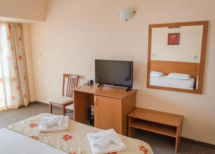 Hotel Eva מלון רבדה