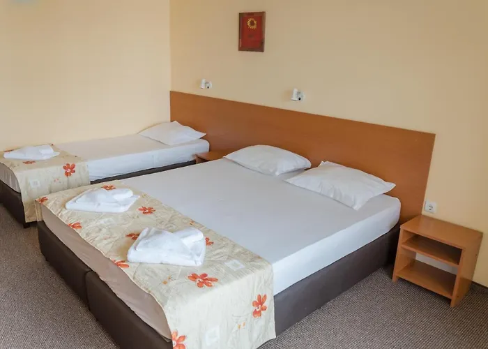 Hotel Eva 2* רבדה